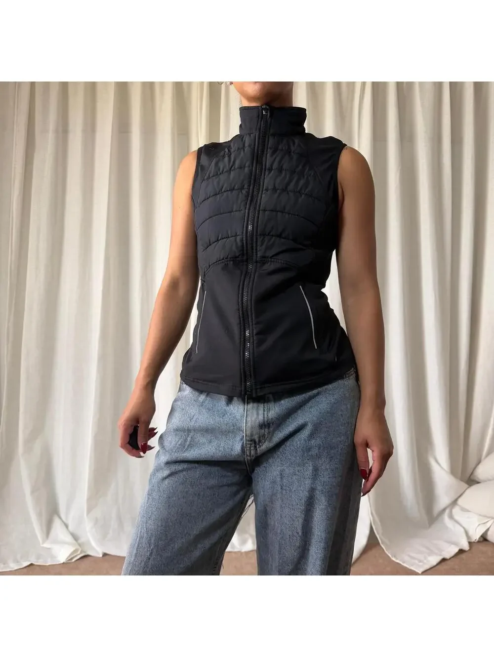 ASICS - Picture 6 of 8